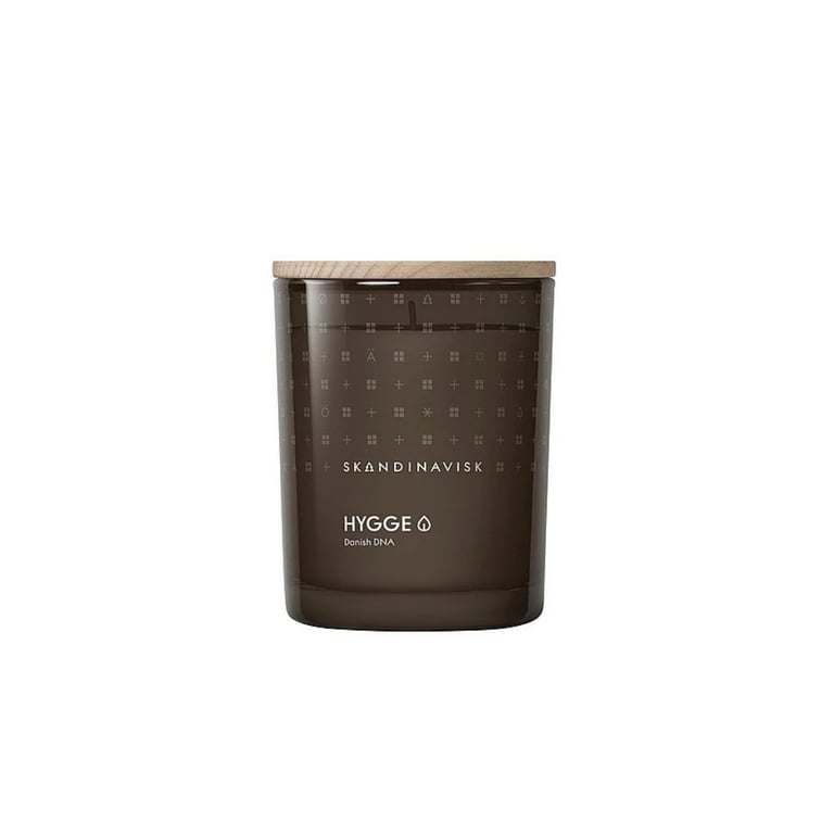Dark Skandinavisk Hygge scented candle in glass jar with wooden lid